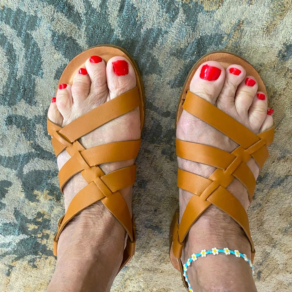 SOFFT brand Women’s sandals.